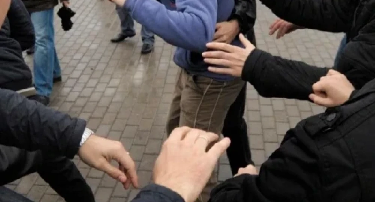 Құлсары қаласындағы топтық төбелес: жарақат алған бір жасөспірім көз жұмды