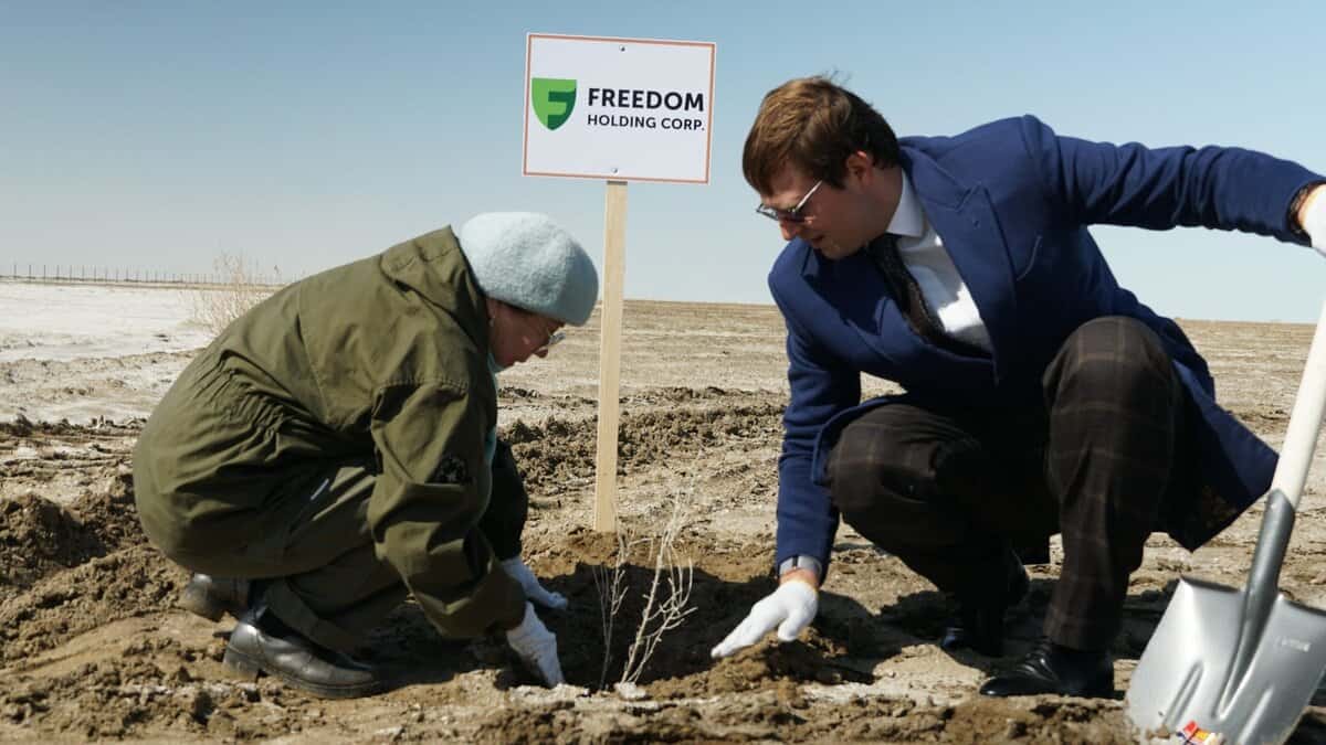 Freedom Holding Corp. компаниясы Арал теңізінің экологиялық жүйесін қалпына келтіру жобасы шеңберінде сексеуіл отырғызуды жүзеге асырды
