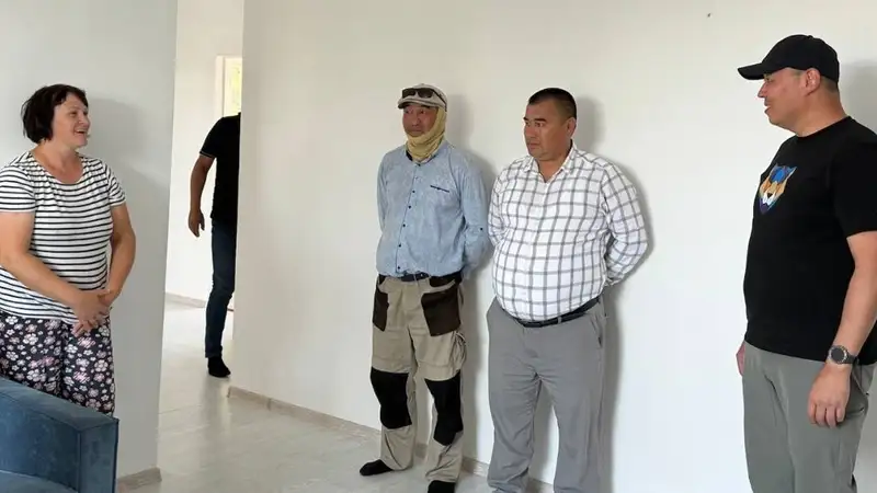Қанат Шарлапаев Батыс Қазақстан облысына тұрғын үй құрылысын қадағалау үшін келді