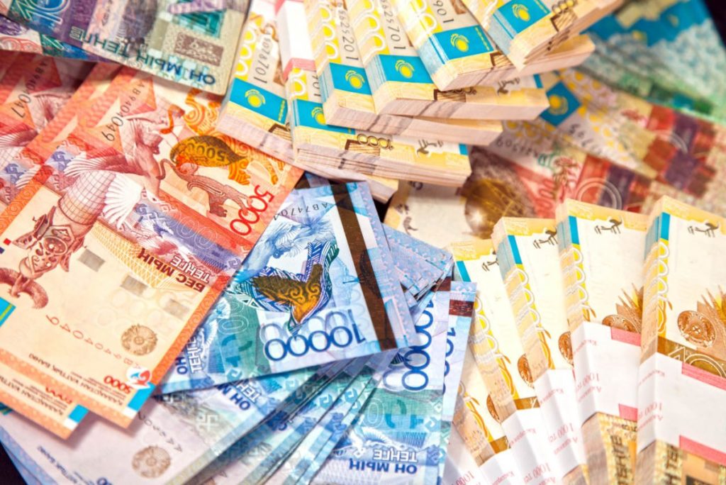 Атырауда 17 мекеме 86 жұмысшыға 46 млн теңгеге жуық жалақы қарыз болған