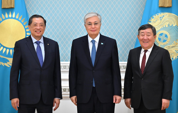Президент Asia Infrastructure Solutions Singapore төрағасы Вонг Хэн Файнды қабылдады
