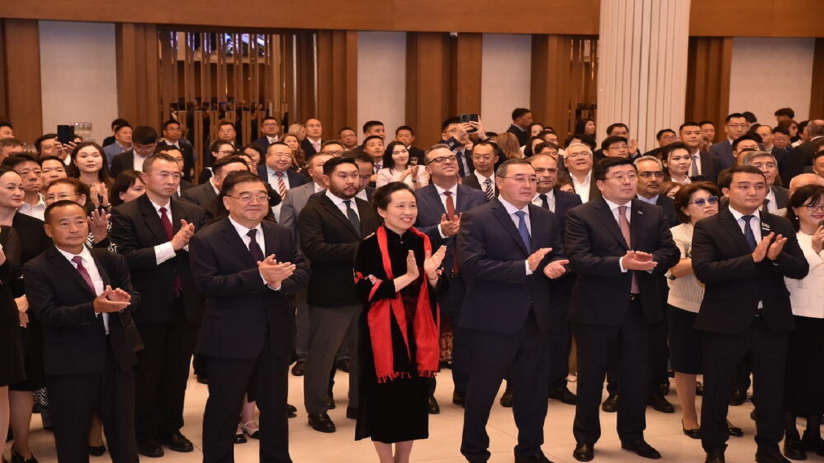 Huawei ҚХР-ның 75 жылдық мерейтойына  арналған қабылдауда ең жаңа технологияларды ұсынды