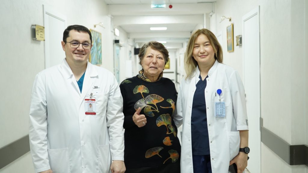 Алматыда алғаш рет Кардиология және ішкі аурулар ғылыми-зерттеу институтында митралды клапанды эндоваскулярлық клиптеу бойынша операция жасалды