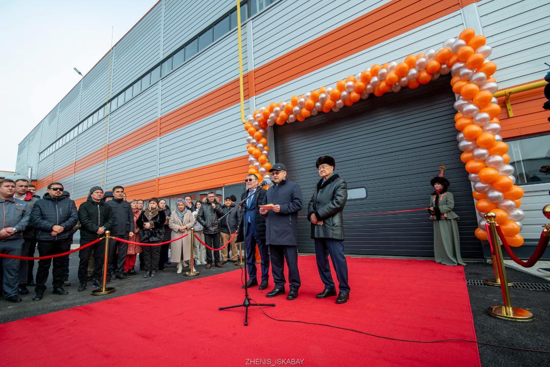 Елімізде толық циклді өнеркәсіптік батареялар шығаратын алғашқы зауыт Жетісу облысында ашылды