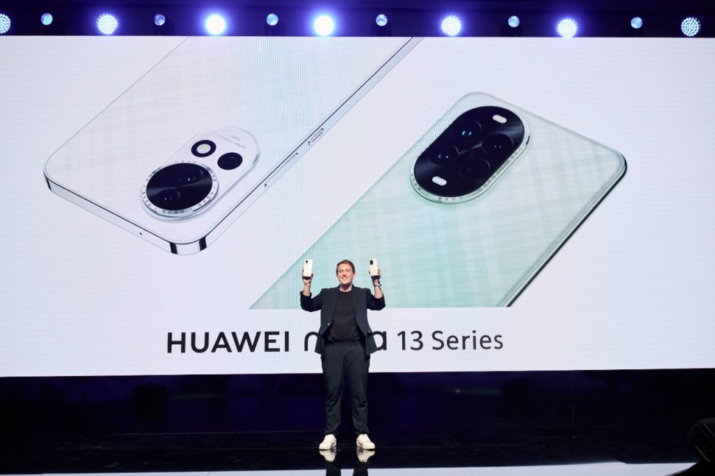 Huawei Дубайда өткен тұсаукесерде инновациялық құрылғыларды таныстырды