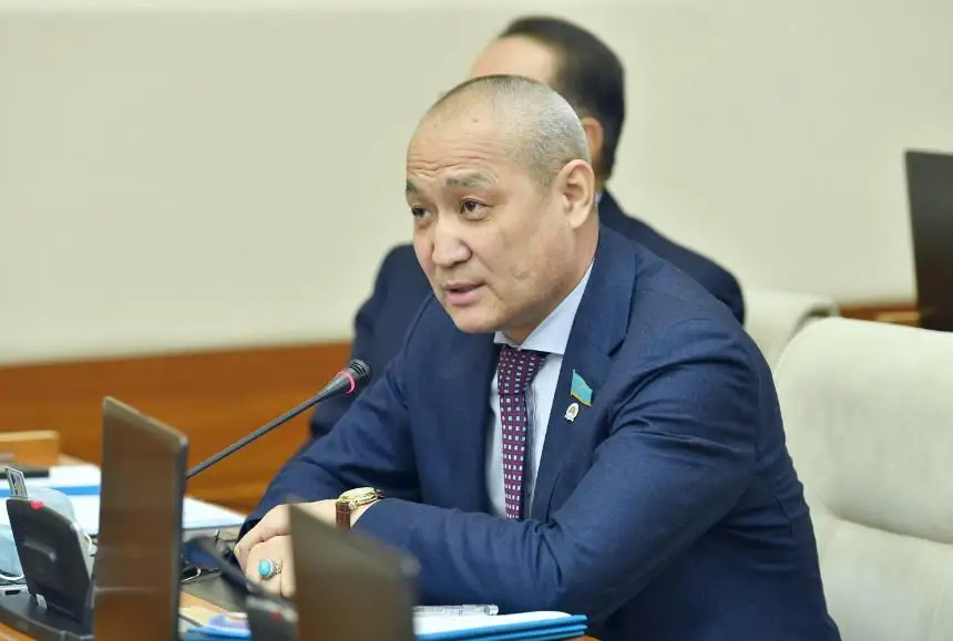 Еділ Жаңбыршин Қазақстан Республикасының Премьер-министріне сауал жолдады