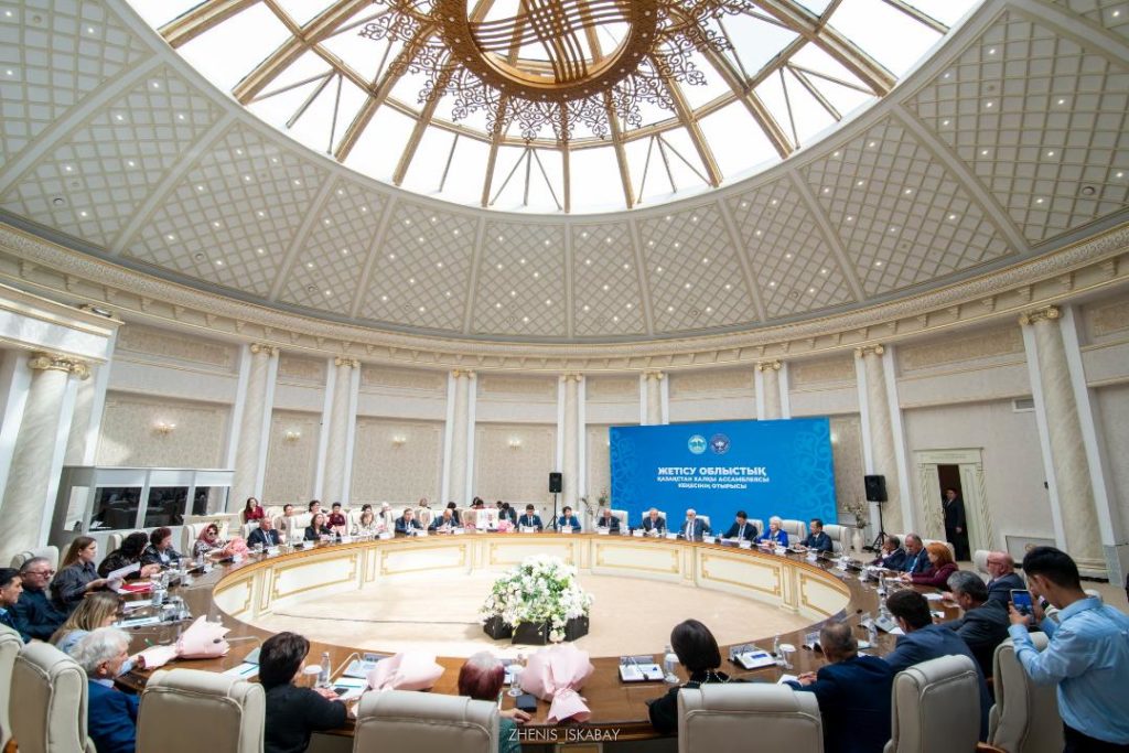 Жетісу облысында Бірлік күніне орай Қазақстан халқы Ассамблеясының аллеясы ашылады
