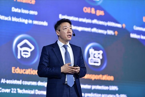 Huawei Өзбекстандағы Tech Carnival іс-шарасында Зияткерлік Әлем дамуын жеделдетуде