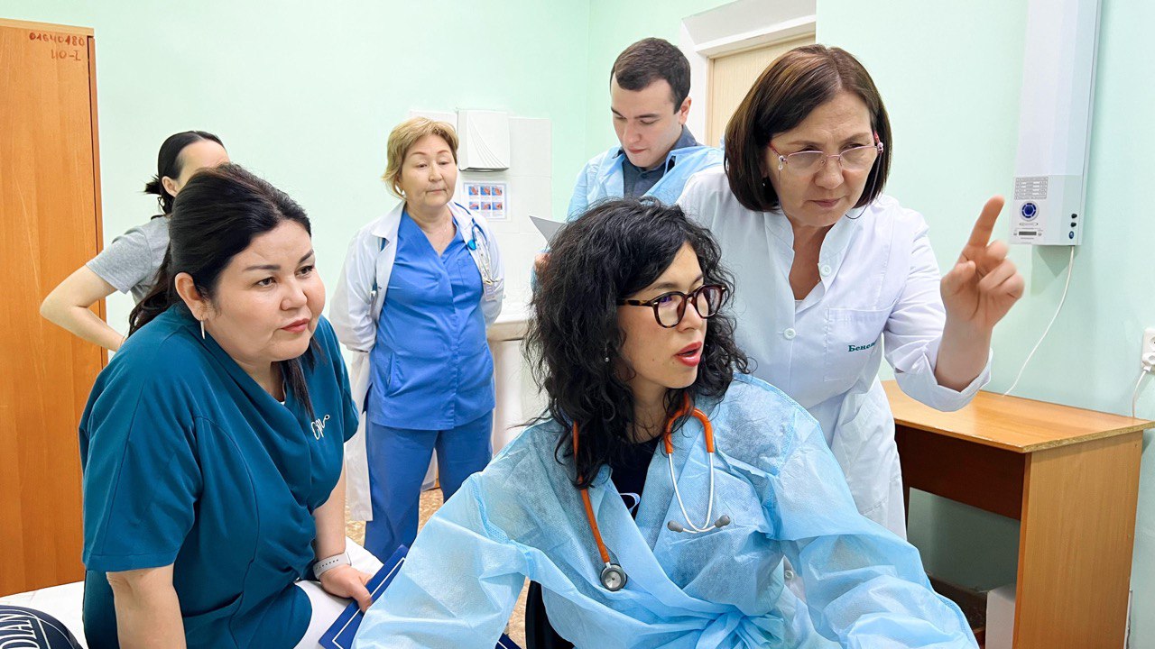 FlyArystan Heart Center Foundation қорымен серіктестік аясында Ақтауда өткен кардиохирургиялық оқыту шараларын қолдады