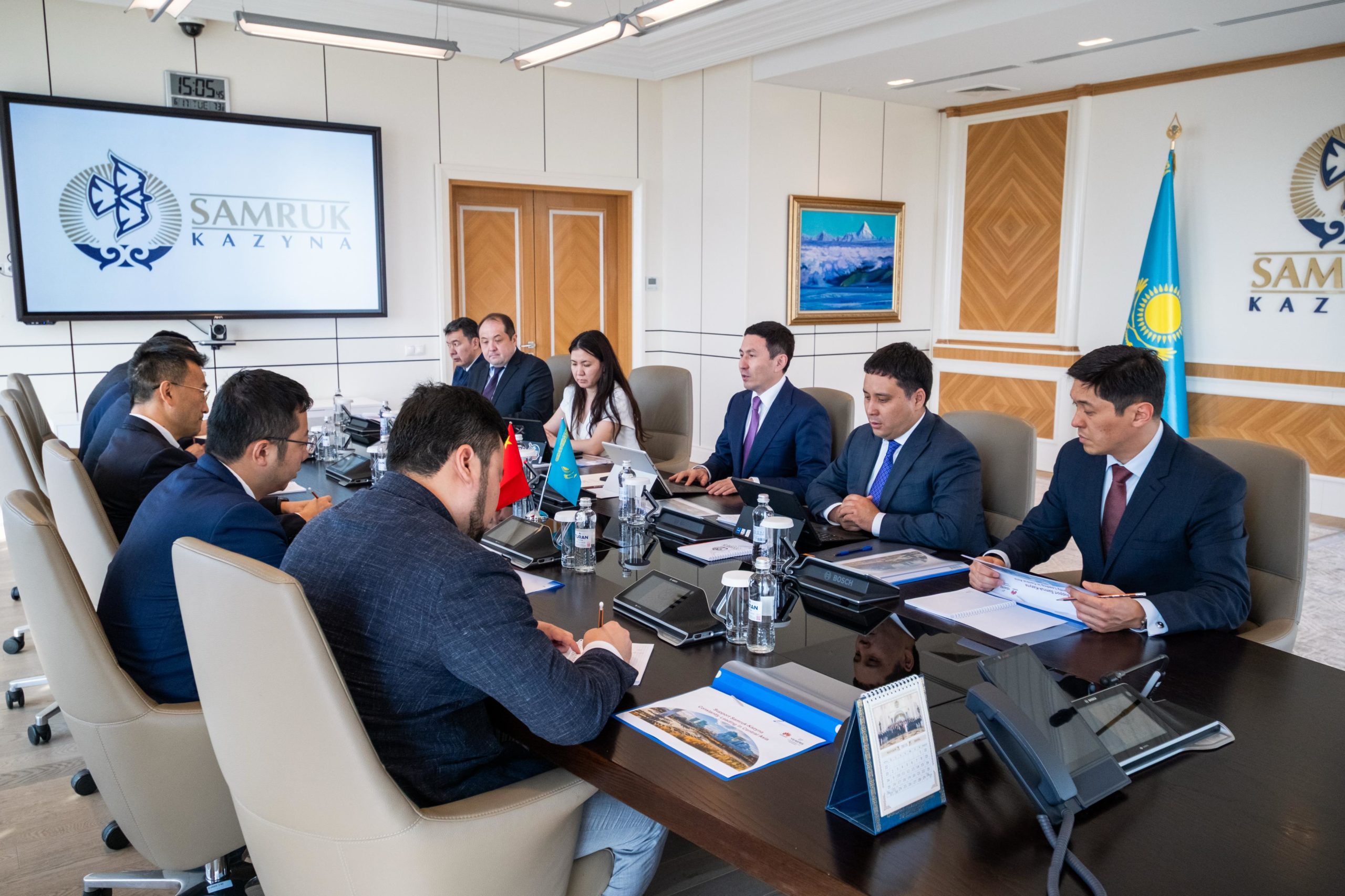 Huawei мен «Самұрық-Қазына» цифрлық трансформация саласында өзара түсіністік туралы меморандумға қол қойды
