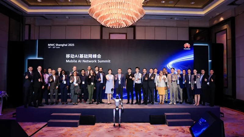 Huawei және жаһандық операторлар мобильді AI желілері мен 5G-A үшін бағытты белгіледі