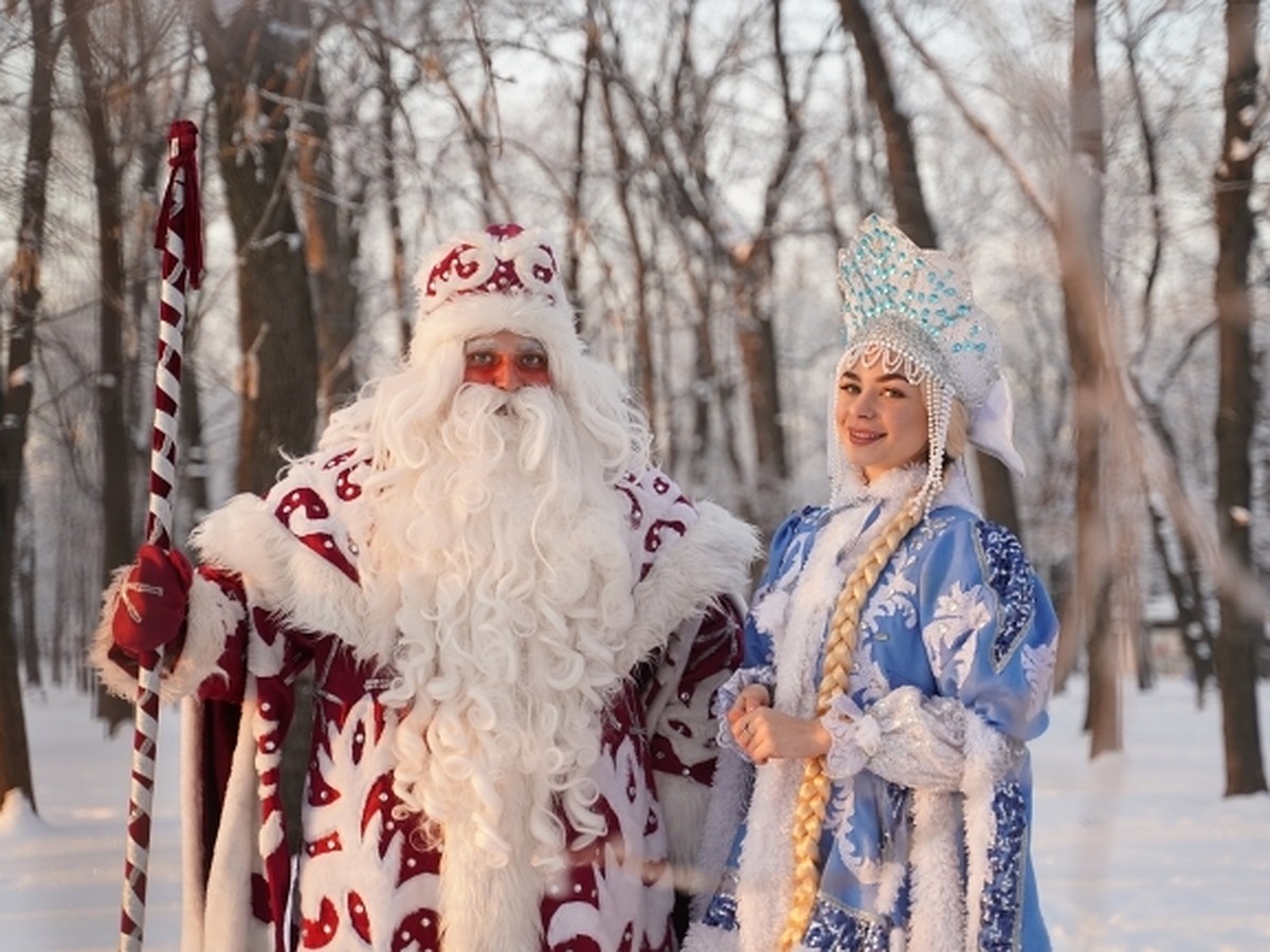 Жаңа жылдық бизнес: Аяз аталар мен Ақшақарлардың табысы бір жылда қалай өсті