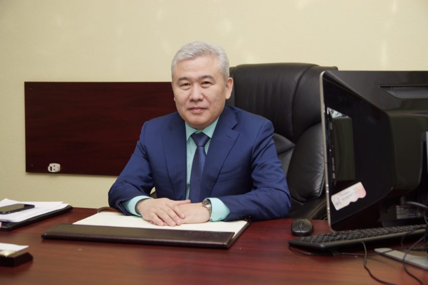 Депутат Еркін Әбіл: Тарихи сабақтастықты Конституцияда бекіту – ұлт жадын қорғау