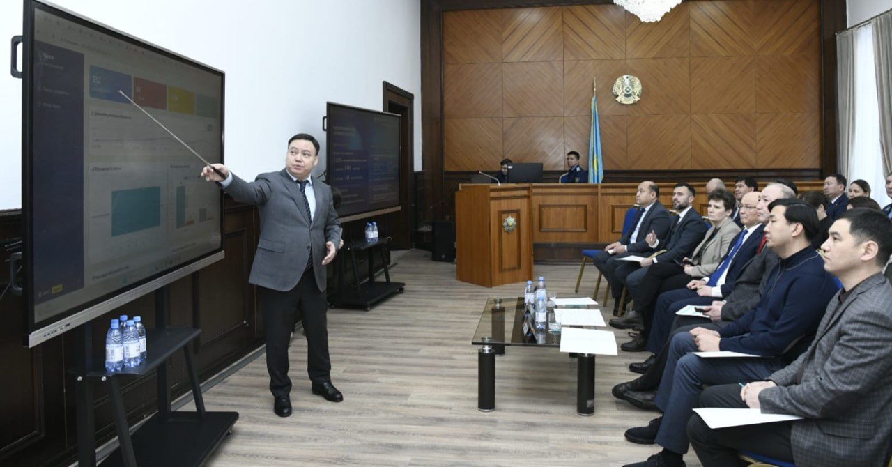 Бас прокуратураның Құқықтық статистика және арнайы есепке алу жөніндегі комитетінде құқық бұзушылықтарды болжау және ерте алдын алу мәселелері жөніндегі Консультативтік-сараптамалық кеңестің кезекті отырысы өтті