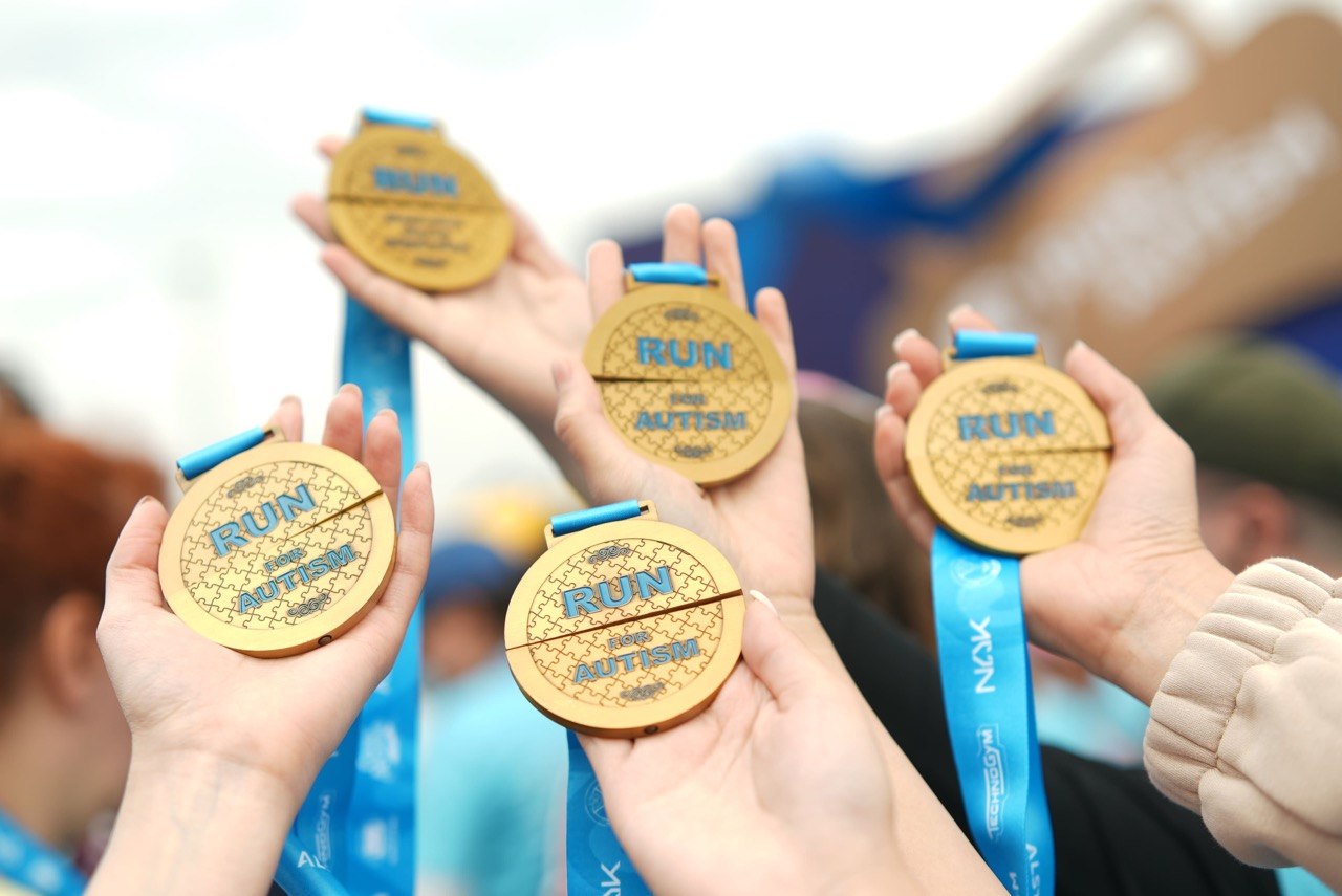 FlyArystan Run for Autism қайырымдылық жүгіруін ресми әуе тасымалдаушы ретінде қолдады