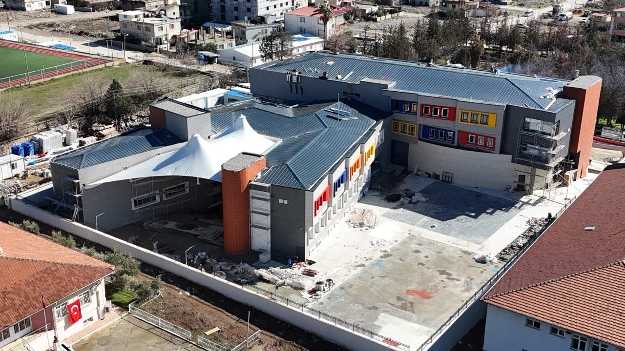 Alatau City Garant Түркияның жер сілкінісінен зардап шеккен аймағында мектеп салуды сақтандырды
