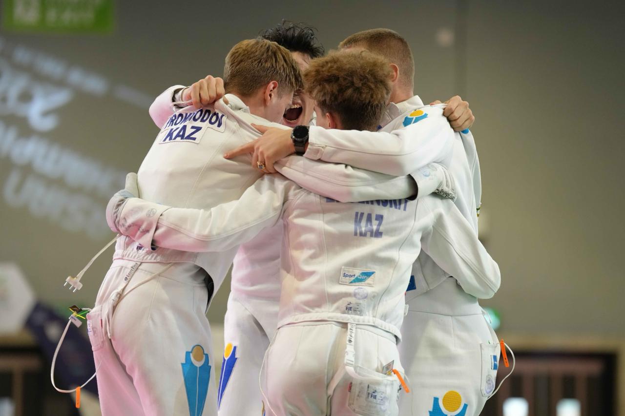 Тәжірибе мен жастықтың үйлесімі: Қазақстан құрамасы Азия чемпионы атағын қайтарды