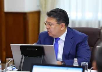 Қанат Бозымбаев ЭКСЖ Ұлттық жобасын іске асыру бойынша негізгі міндеттерді белгіледі